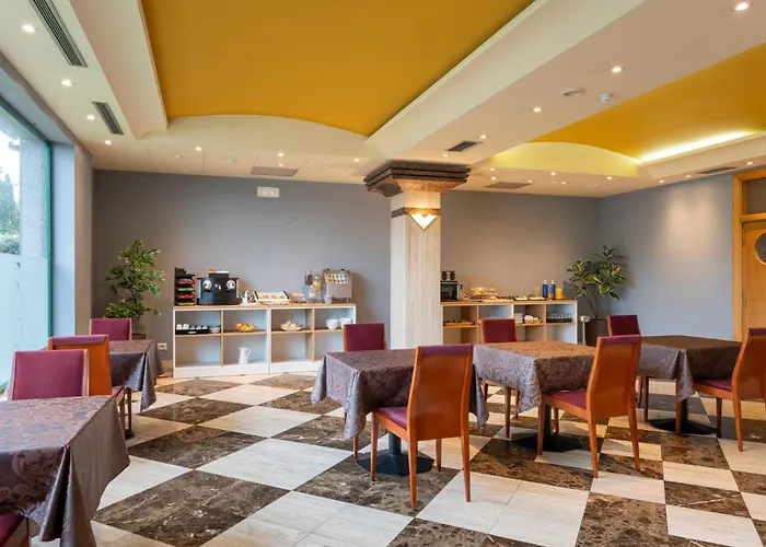 Alda Rio Tormes 호텔 3*