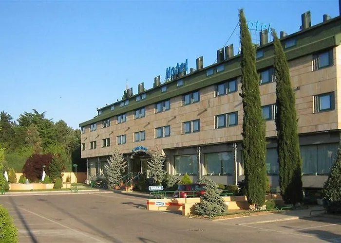 호텔 Alda Rio Tormes 산타마리타데토르메스