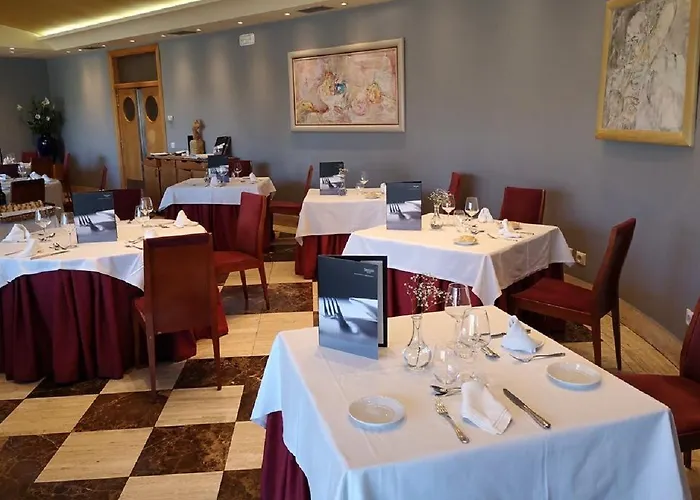 호텔 Alda Rio Tormes 산타마리타데토르메스