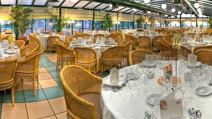 호텔 Alda Rio Tormes 산타마리타데토르메스